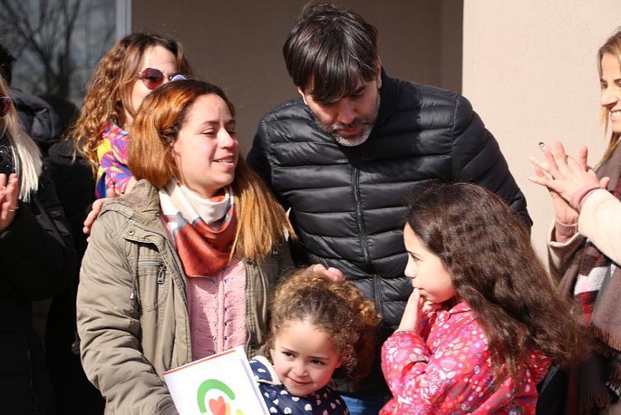 CASTELLI: Echarren afirmó que “En un día entregamos la misma cantidad de viviendas que en 8 años se hicieron en Lezama” CASTELLI: Echarren afirmó que “En un día entregamos la misma cantidad de viviendas que en 8 años se hicieron en Lezama”