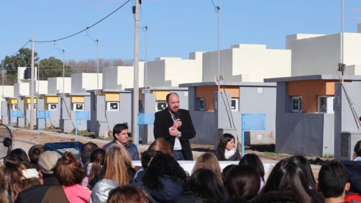 RANCHOS: Gran emoción en el sorteo de las 39 viviendas 