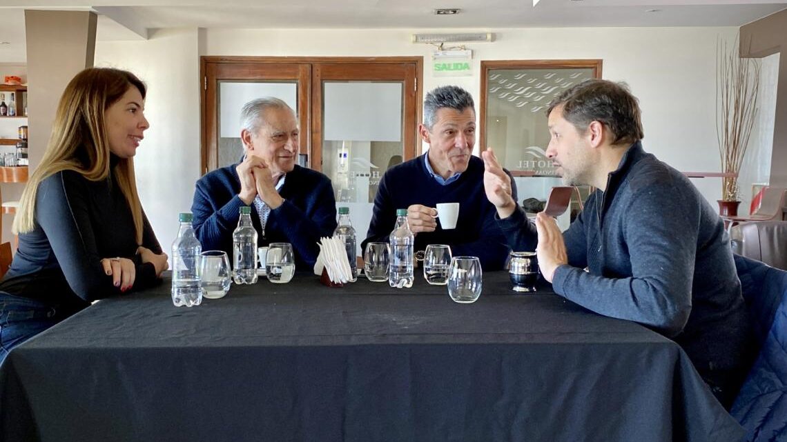La Costa: Juan de Jesús y Favale tuvieron la primera reunión de trabajo luego de las primarias La Costa: Juan de Jesús y Favale tuvieron la primera reunión de trabajo luego de las primarias