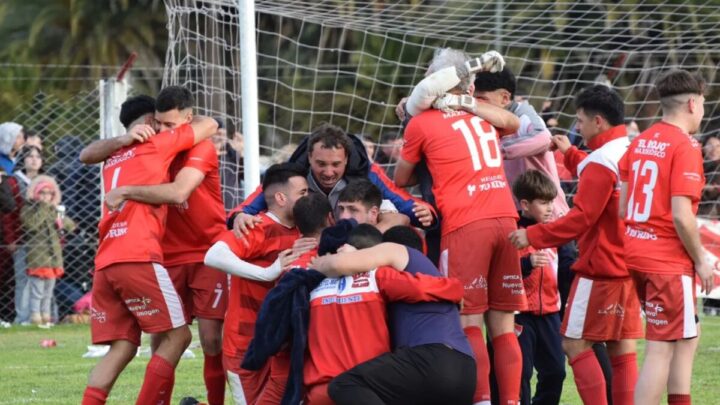 CASTELLI: Independiente FC se consagró campeón de la Liga Chascomunense. La felicidad de todo el “Pueblo Gitano”
