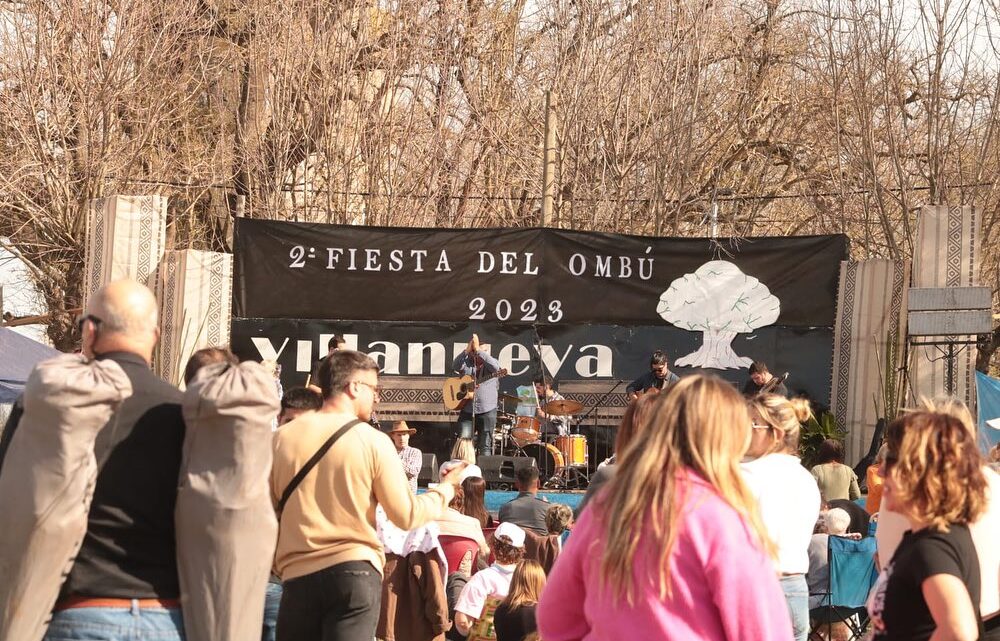 VILLANUEVA: Entre música, baile y alegría se llevo a cabo la 2° Fiesta del Ombú VILLANUEVA: Entre música, baile y alegría se llevo a cabo la 2° Fiesta del Ombú
