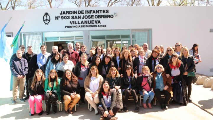 VILLANUEVA: Alegría y emoción en la entrega de viviendas e inauguración del Jardín 903