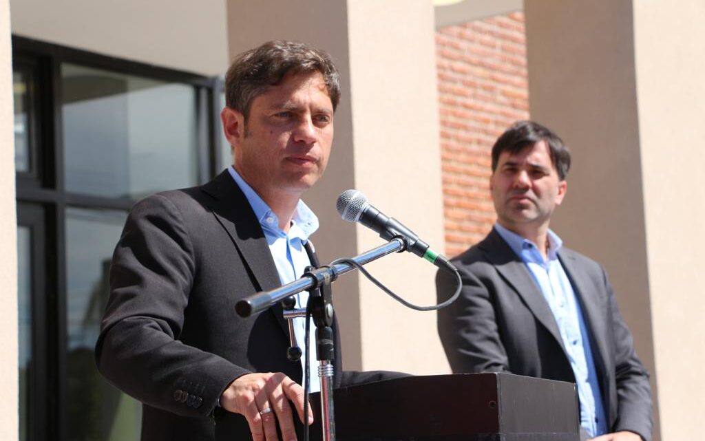CASTELLI: Kicillof y Echarren recorrieron avances de obras de la Casa de la Provincia, Parque Industrial y el CAPS CASTELLI: Kicillof y Echarren recorrieron avances de obras de la Casa de la Provincia, Parque Industrial y el CAPS