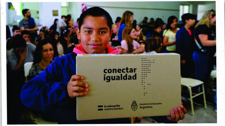 VILLA GESELL: Conectar Igualdad ya lleva entregadas 1192 computadoras a estudiantes