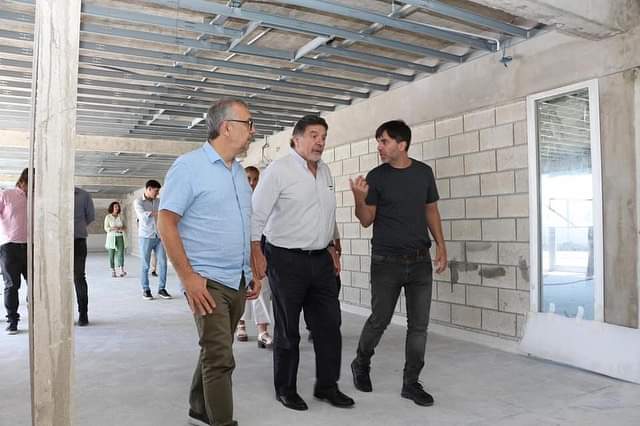 Echarren le mostró a SILEONI el avance de la obra más importante de la educación de Castelli Echarren le mostró a SILEONI el avance de la obra más importante de la educación de Castelli