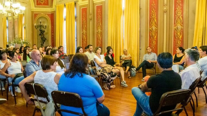 LAS FLORES: ponen en marcha el programa de inversión educativa y acompañamiento a estudiantes de Medicina