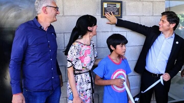En un día cargado de inauguraciones, el Gobernador Axel Kicillof visitó Villa Gesell