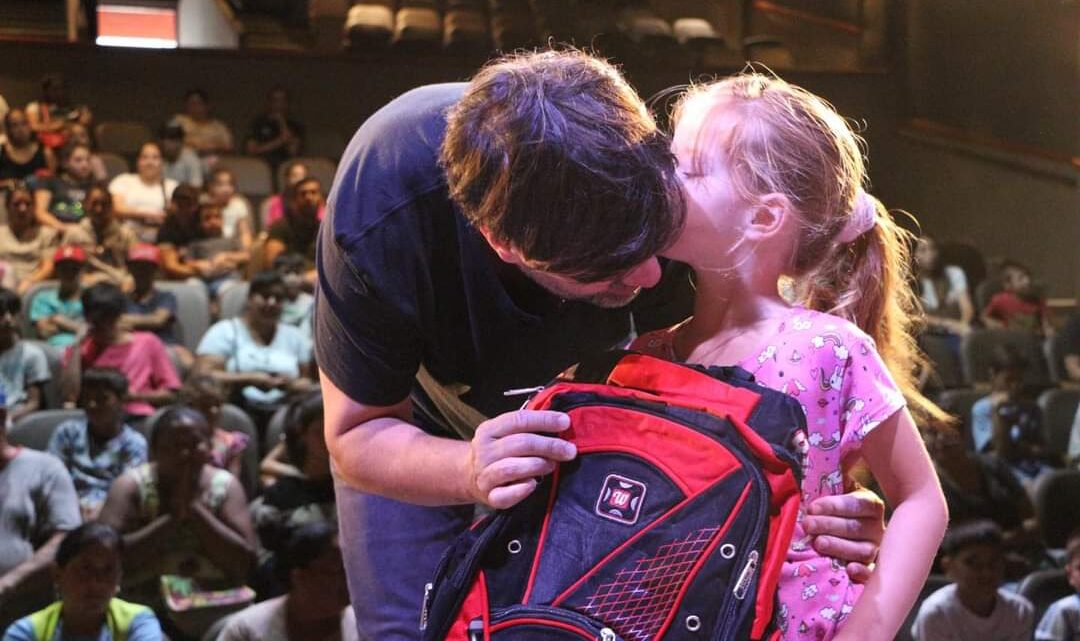 Anticrisis: Echarren apuesta a la educación con ayudas a familias