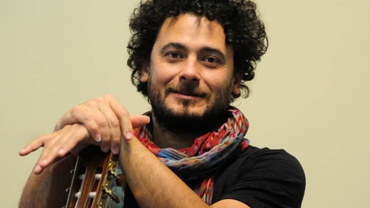 DOLORES: Raly Barrionuevo en los 30 años de la Fiesta Nacional de la Guitarra