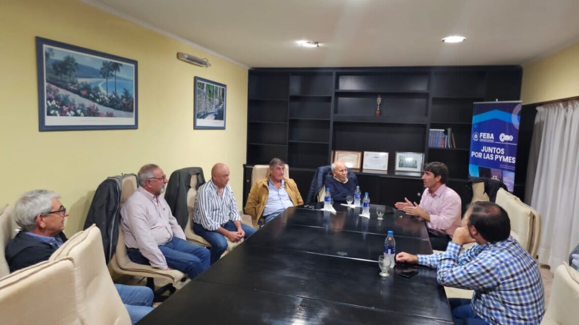 GRAL BELGRANO: El Diputado radical Matías Civale visito el distrito GRAL BELGRANO: El Diputado radical Matías Civale visito el distrito