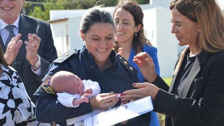GRAL BELGRANO: Entregaron 10 viviendas construidas entre el Municipio y la Caja de Policía