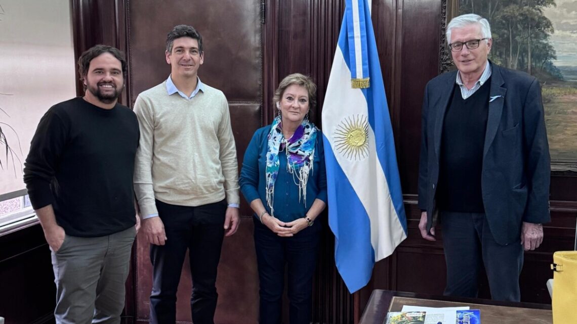 GRAL BELGRANO: Dinapoli avanza en Nación, con gestiones en Medio Ambiente y Turismo GRAL BELGRANO: Dinapoli avanza en Nación, con gestiones en Medio Ambiente y Turismo