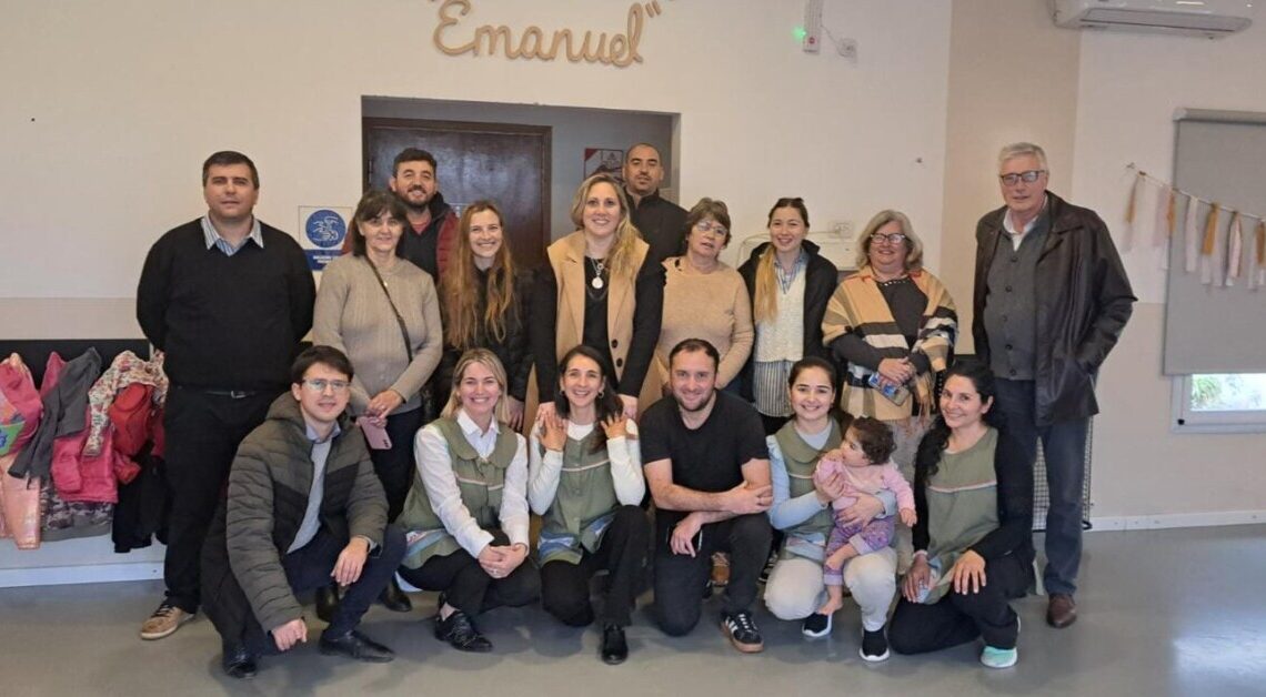 Dinápoli inauguró la Sala de Lactancia y la Biblioteca en el Jardín Maternal Dinápoli inauguró la Sala de Lactancia y la Biblioteca en el Jardín Maternal