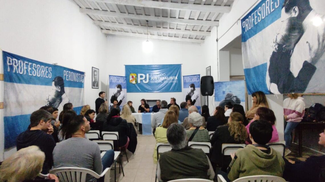 GRAL BELGRANO: Gran marco de público para acompañar la visita de Profesores Peronistas