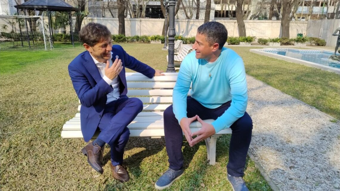 “La pelota hay que dársela al 10″ “La pelota hay que dársela al 10″