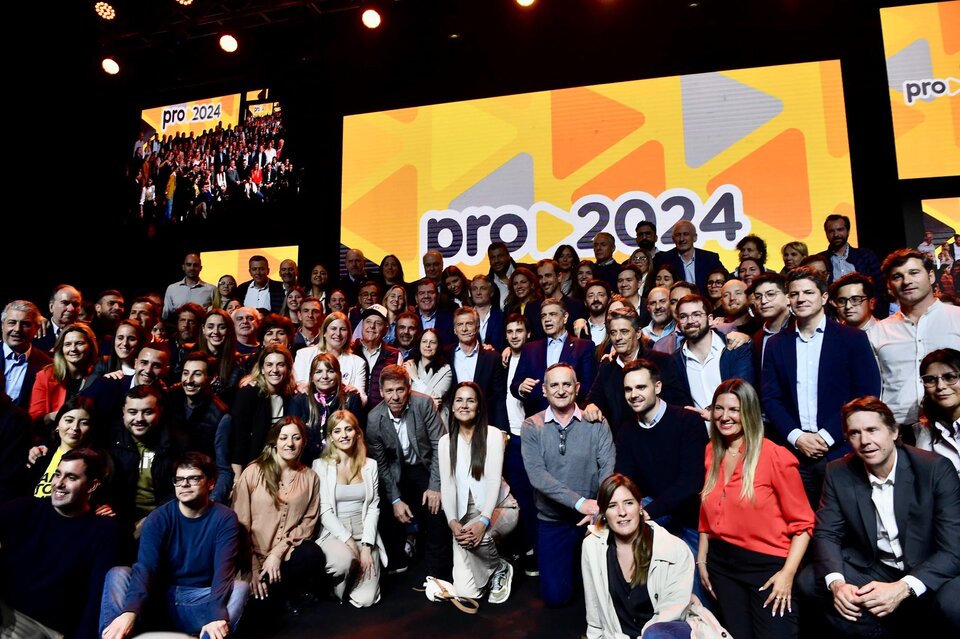 Mauricio Macri relanzó el PRO con un acto en La Boca Mauricio Macri relanzó el PRO con un acto en La Boca