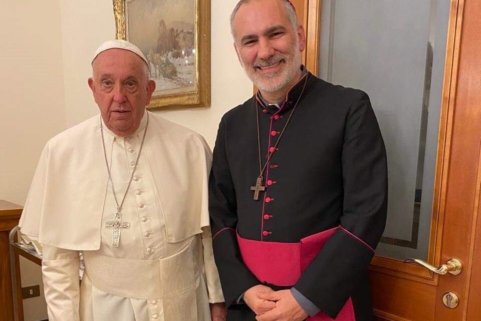 CHASCOMÚS: Monseñor Liébana se encuentra con el Papa Francisco en Roma