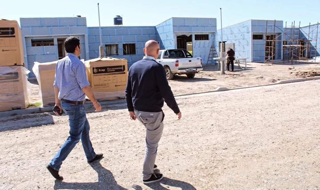 DOLORES: Anuncian la construcción de un nuevo barrio. Serán 48 viviendas DOLORES: Anuncian la construcción de un nuevo barrio. Serán 48 viviendas