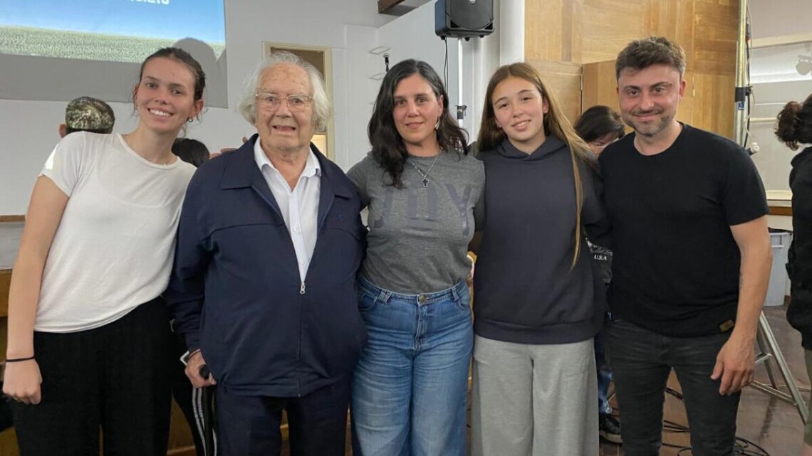 Alumnas del Magnasco tuvieron una destacada actuación en el programa “Jóvenes y Memoria”