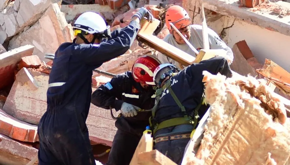 Familiares de las victimas fallecidas en el derrumbe de Villa Gesell agradecieron a quienes participaron del operativo