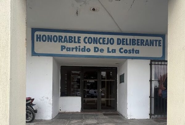 LA COSTA: Concejales libertarios contra la Educación Sexual Integral