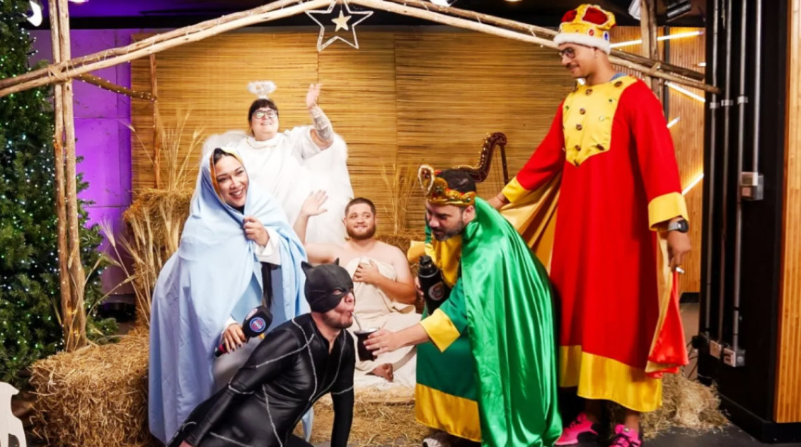 Repudio de monseñor Juan Liébana a la parodia del pesebre del canal de streaming Olga