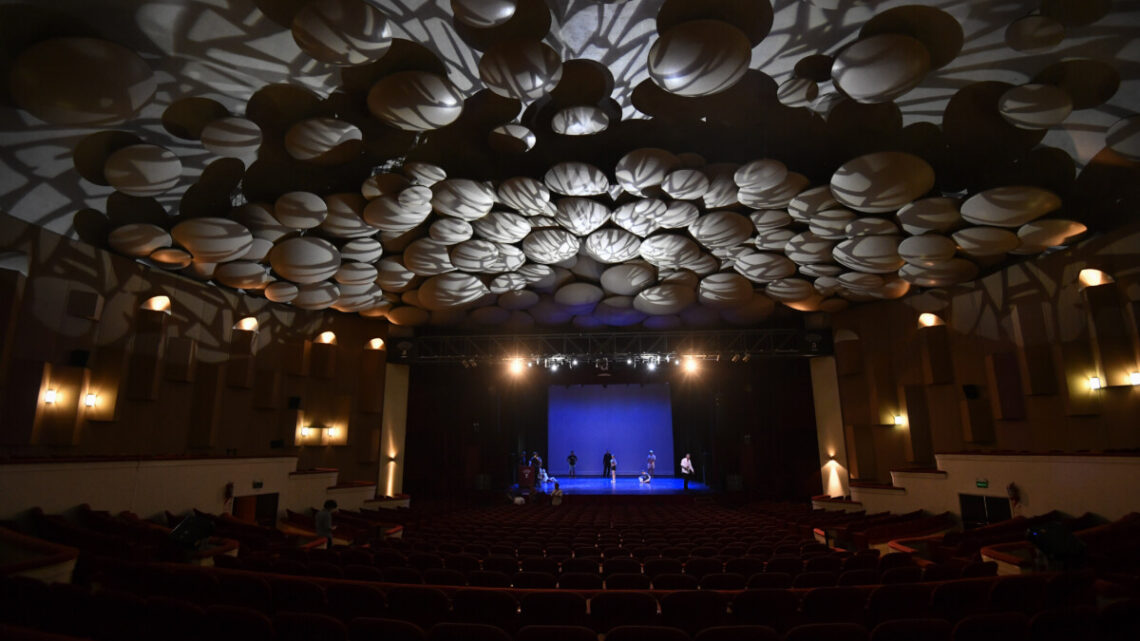 El Teatro Auditorium festejó sus 80 años con una mega fiesta de la cultura