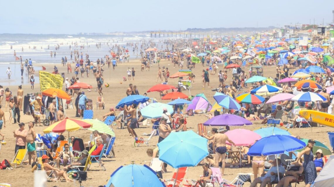 Más de 20 mil vehículos ingresaron a Villa Gesell en el último día del año