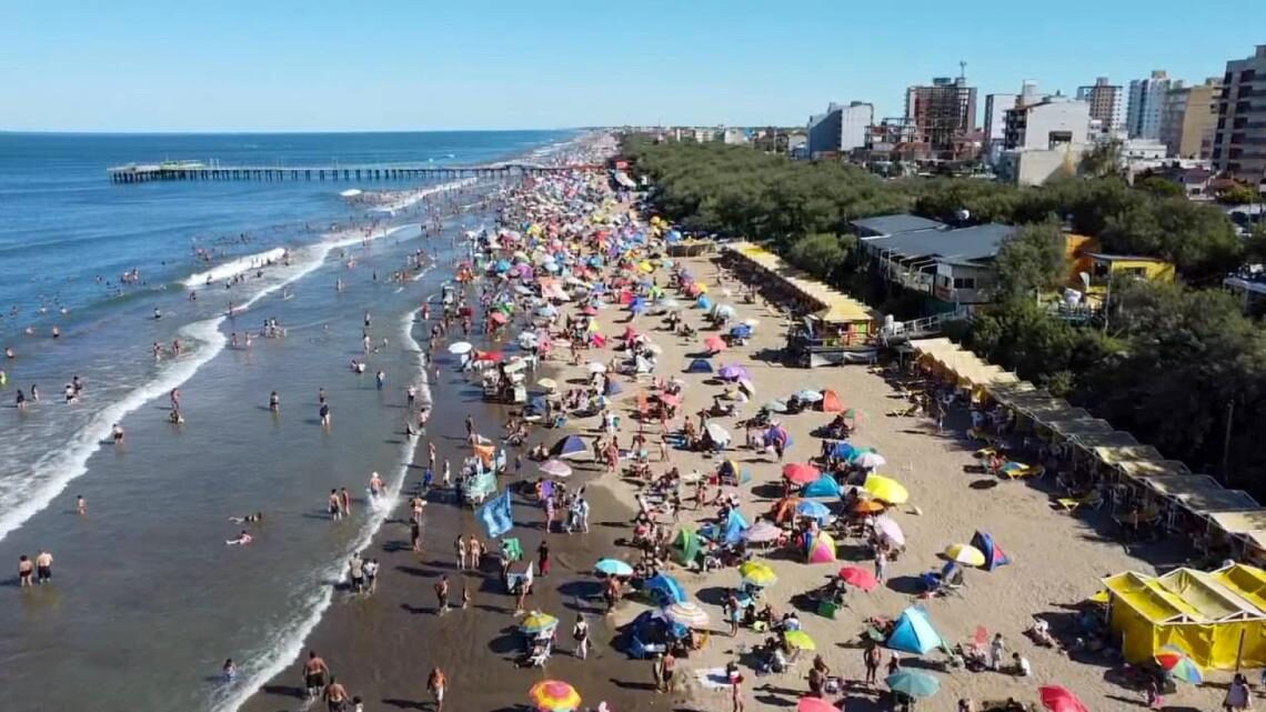 Verano 2025 a pedido de la Cámara Argentina de Turismo, Scioli busca