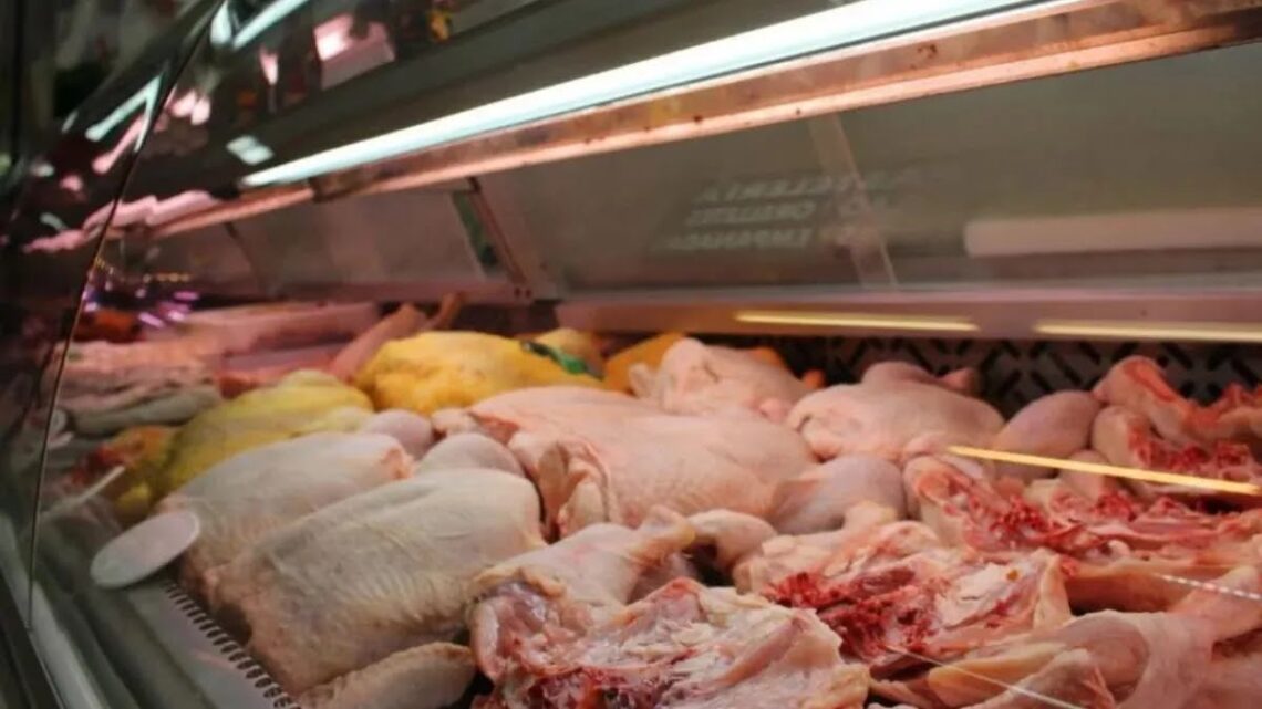 El consumo de pollo superó al de carne vacuna