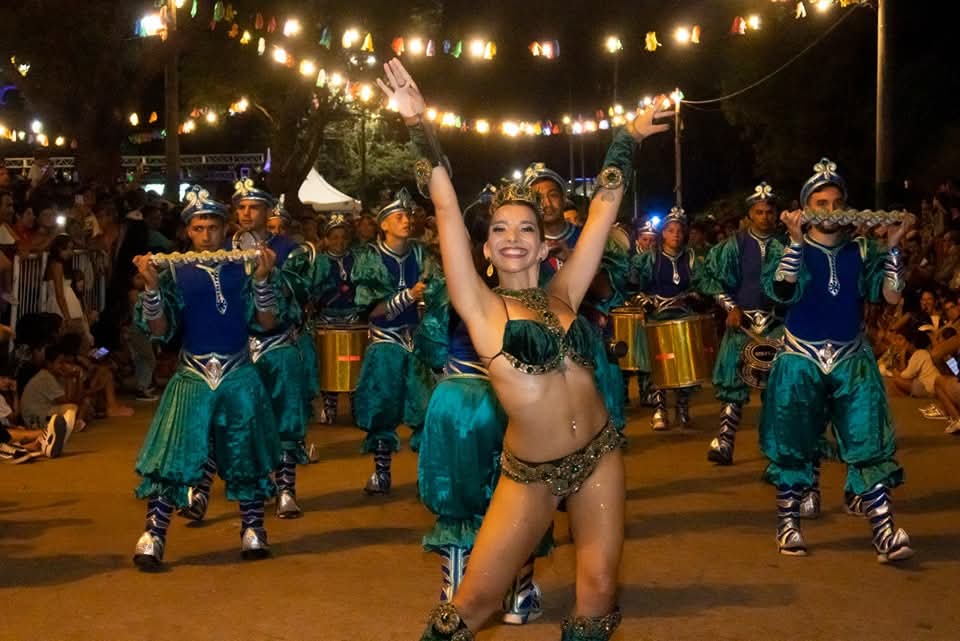 Villa Gesell se parara para vivir cuatro noches a puro carnaval