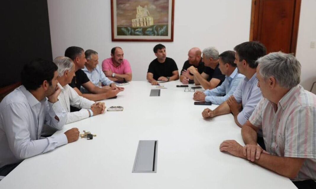 Intendentes reclaman a Milei que devuelva los fondos de seguridad a la Provincia