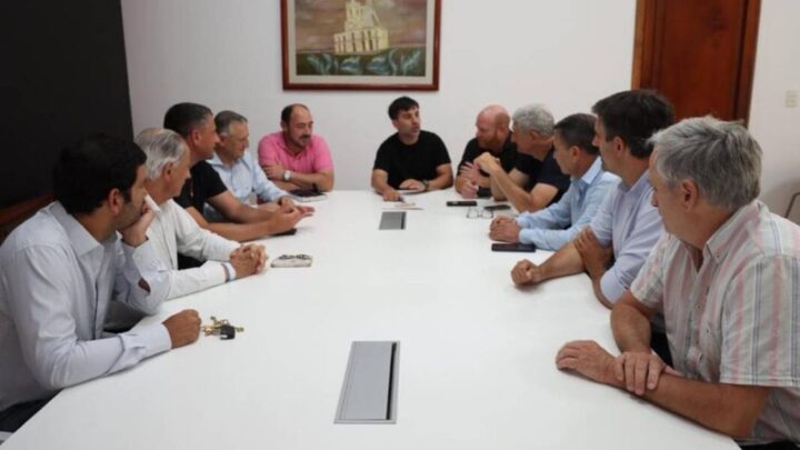 Intendentes reclaman a Milei que devuelva los fondos de seguridad a la Provincia