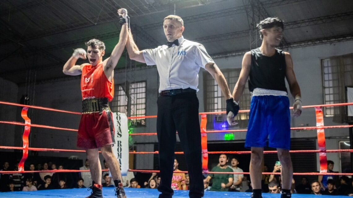 LAS FLORES: Con gran éxito se desarrolla el Campeonato Argentino Juvenil de Boxeo