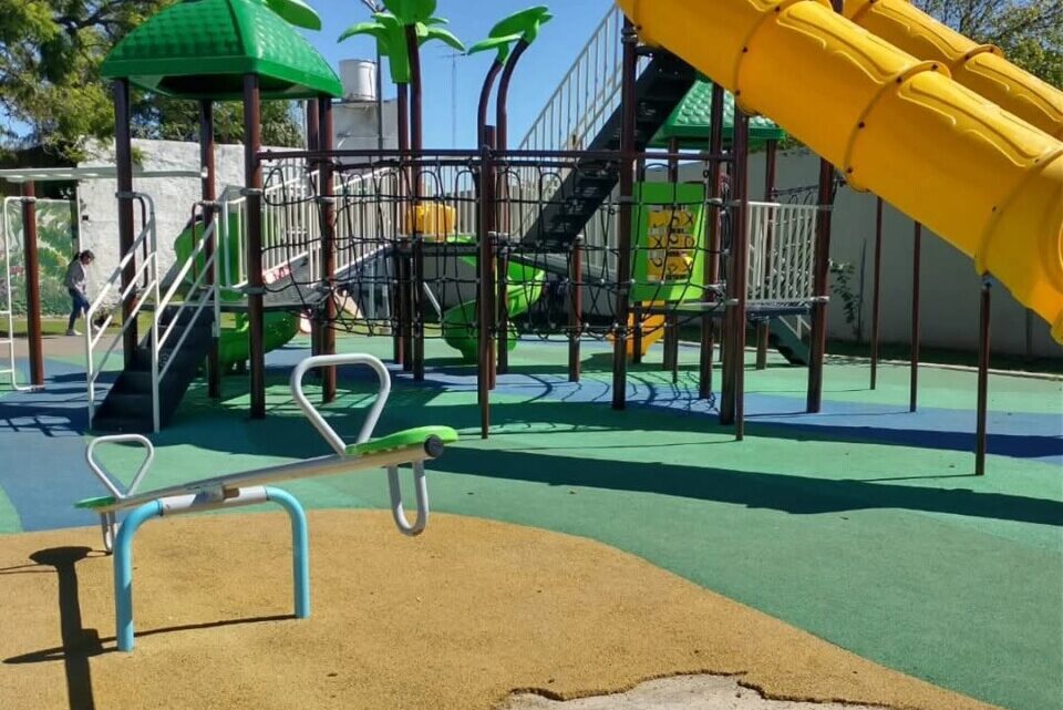 Tras vandalismo en los nuevos juegos, el intendente de Dolores pidió “cuidar las plazas”