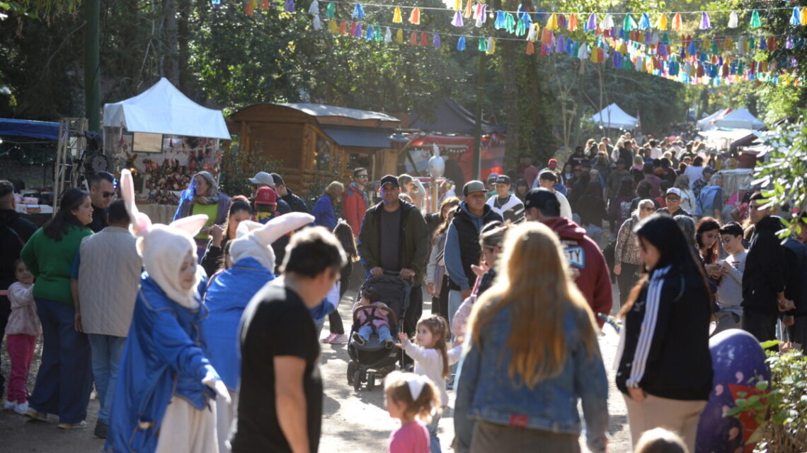 VILLA GESELL: Más de 10 mil personas disfrutaron de Pascuas en el Bosque VILLA GESELL: Más de 10 mil personas disfrutaron de Pascuas en el Bosque