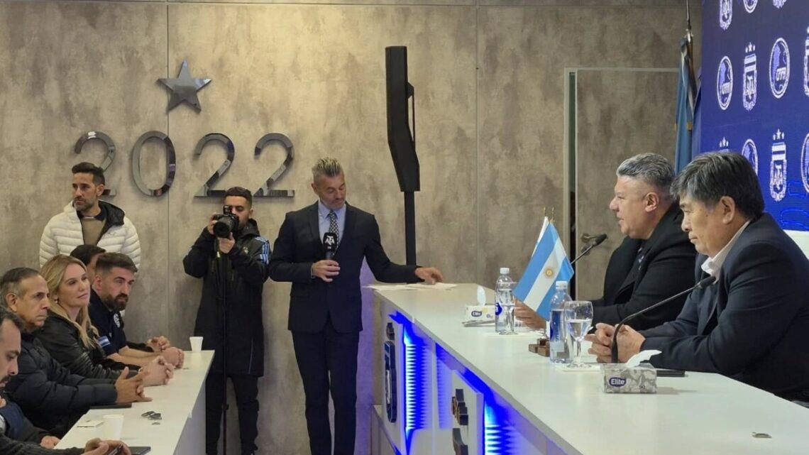 Marcela Basualdo en el lanzamiento de la Copa País: del proyecto bonaerense al desafío federal Marcela Basualdo en el lanzamiento de la Copa País: del proyecto bonaerense al desafío federal