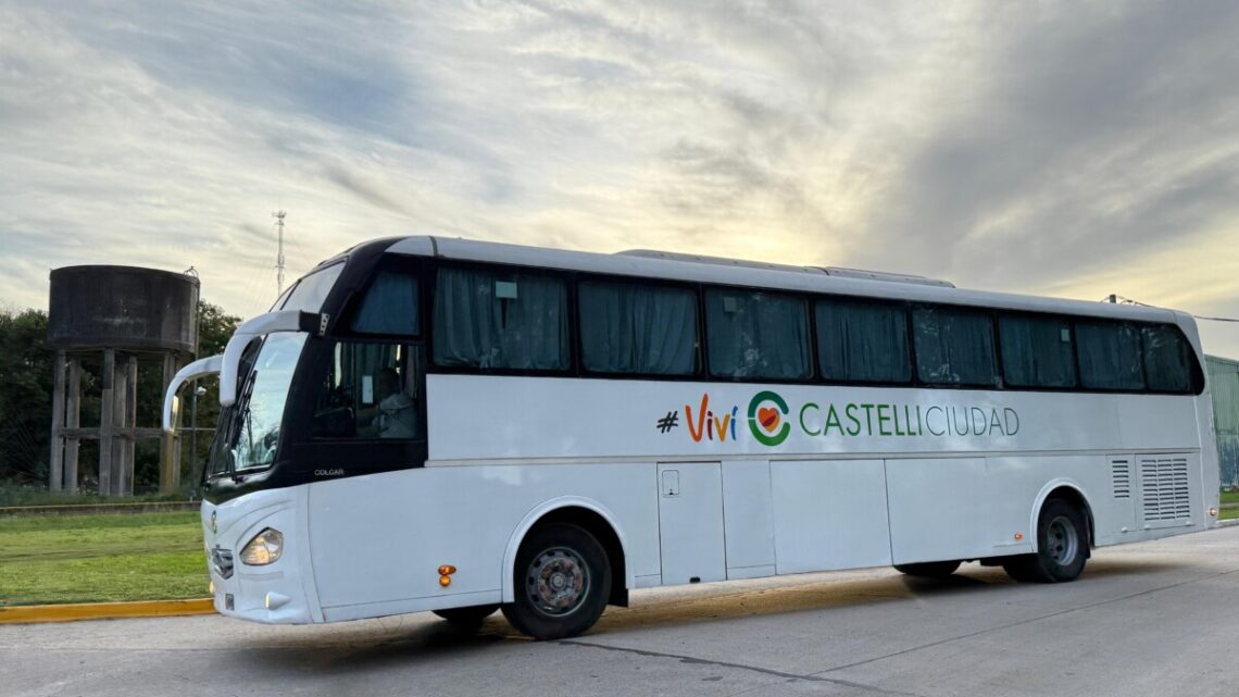 Fuerte apuesta a la educación: Castelli adquirió un moderno micro para estudiantes Fuerte apuesta a la educación: Castelli adquirió un moderno micro para estudiantes