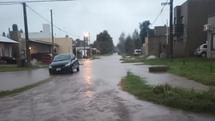 Barrios de Monte afectados por lluvias: vecinos juntan firmas y denuncian abandono