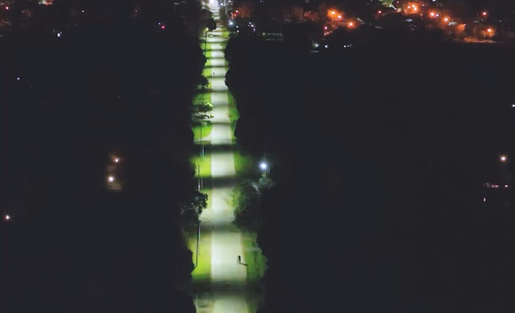 Más iluminación y seguridad: nuevas luminarias LED en Castelli Más iluminación y seguridad: nuevas luminarias LED en Castelli