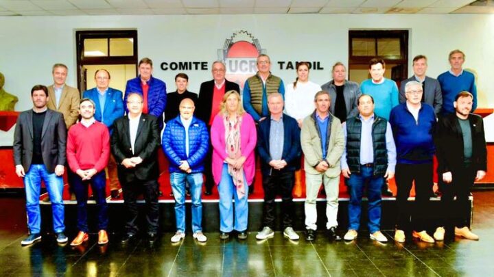 Preocupados por la caída de ingresos federales Intendentes Radicales se reunieron en Tandil