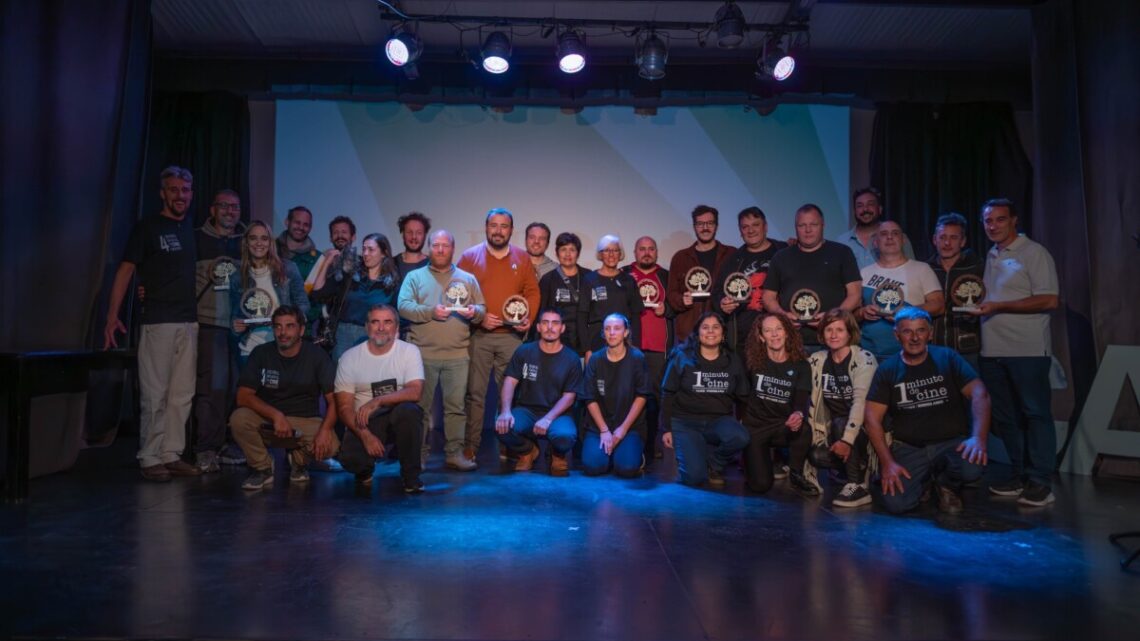 Gala de Clausura del 4º Festival Regional de Cine Arbolito: Una Fiesta de Emociones, Talento y Arte Gala de Clausura del 4º Festival Regional de Cine Arbolito: Una Fiesta de Emociones, Talento y Arte