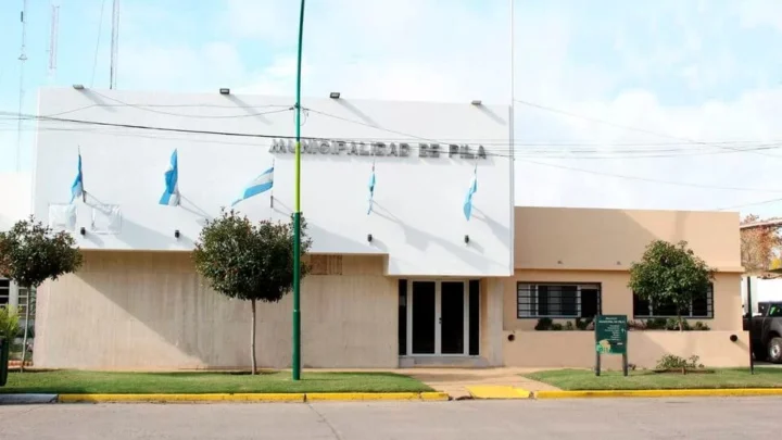 PILA: El Municipio llama a Licitación Pública para la adquisición de un Minibus