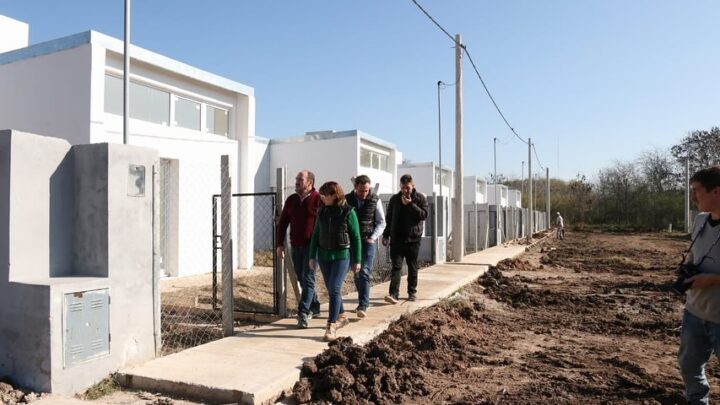 RANCHOS: Con 235 hogares entregados y más de 120 en construcción, el distrito avanza en el acceso a la vivienda