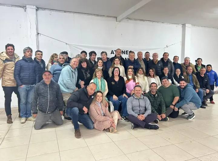 La UCR debate su futuro en la Quinta y toma distancia del rumbo libertario