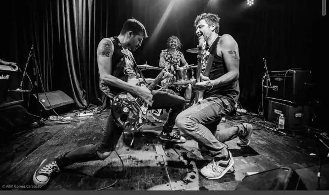 En Bajada encabeza una fecha demoledora en El Supli junto a The Caretons y Gino Rennies Band En Bajada encabeza una fecha demoledora en El Supli junto a The Caretons y Gino Rennies Band