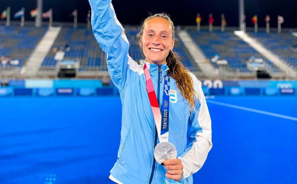 Del sueño a la realidad: con Euge Trinchinetti, Dolores inaugura su cancha de hockey Del sueño a la realidad: con Euge Trinchinetti, Dolores inaugura su cancha de hockey