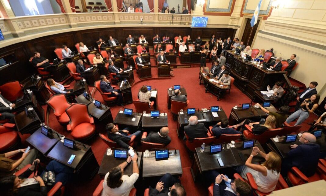 El Senado bonaerense dio media sanción a la reelección indefinida de legisladores 