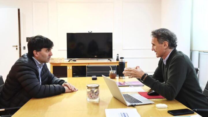 Echarren y Katopodis consolidan dos obras clave: gas en el Parque Industrial y limpieza de La Laguna