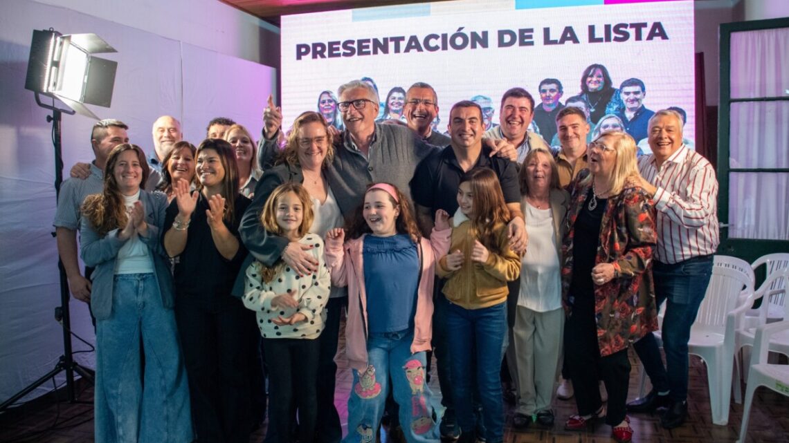 Dinápoli: el intendente presentó su lista y renueva su apuesta electoral Dinápoli: el intendente presentó su lista y renueva su apuesta electoral